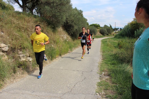 Victoire de Flo au 15 km de Beaumes de Venise, Cyril 10ème et 1er espoir